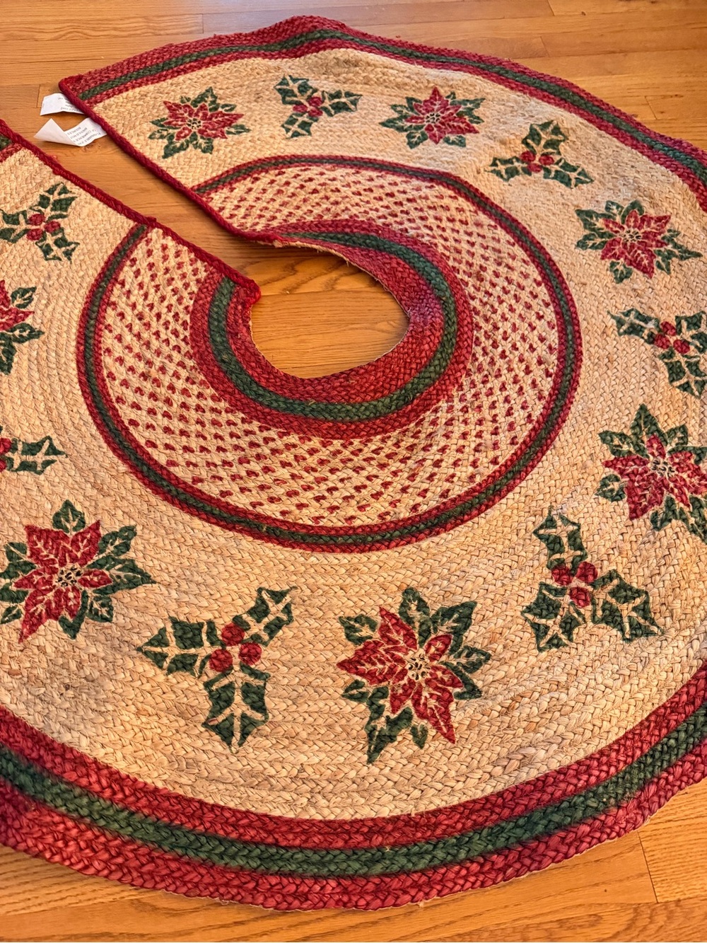 Round Jute Christmas Tree Skirt with Holly and Poinsettias 48” Reversible - Picture 2 of 5